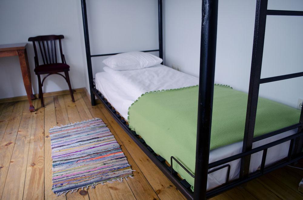 Red Nose Hostel With Self-Check In リガ エクステリア 写真