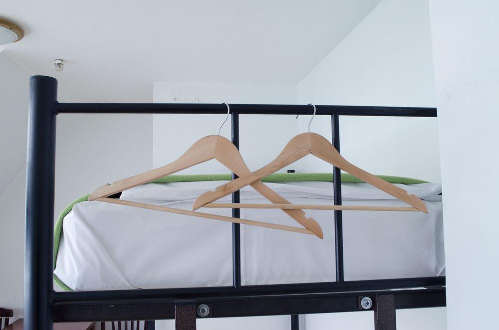 Red Nose Hostel With Self-Check In リガ エクステリア 写真